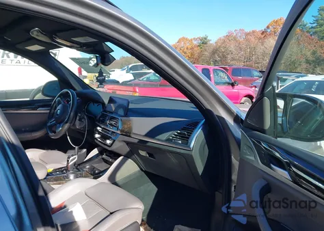 2020 BMW X3 M Competition z USA, uszkodzony, nr VIN 5YMTS0C00L9B23939